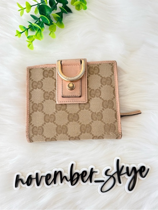 Gucci Handbags - Gucci Beige and Pink‎ Monogram Bifold Wallet with Gold Hardware